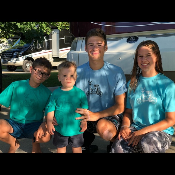 Meet your Posher, Jolie - Picture 4 of 4